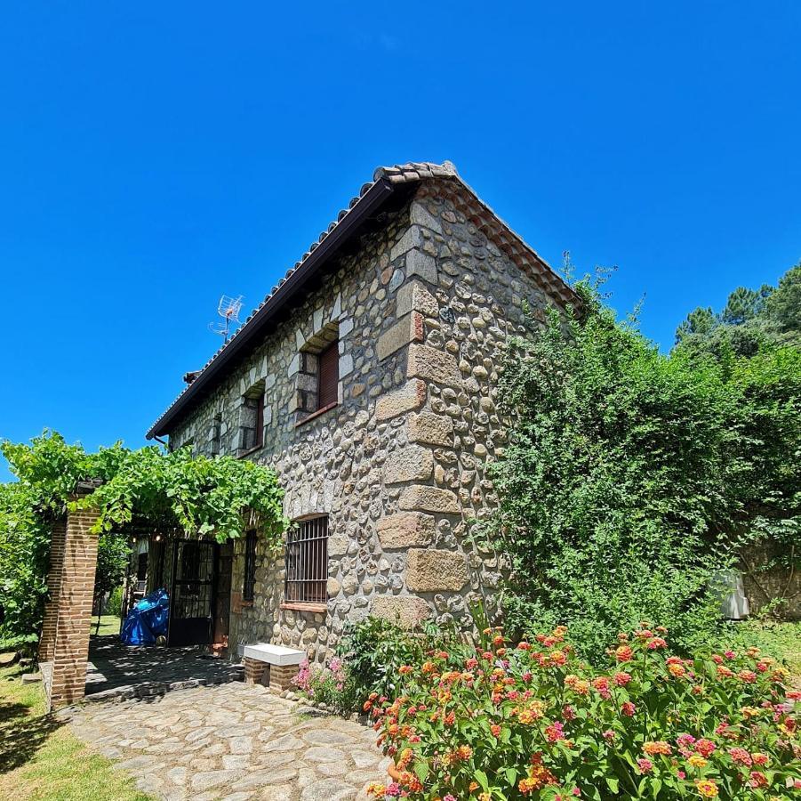 Casa Rural En Candeleda Con Piscina Y Un Maravilloso Jardin Exteriér fotografie