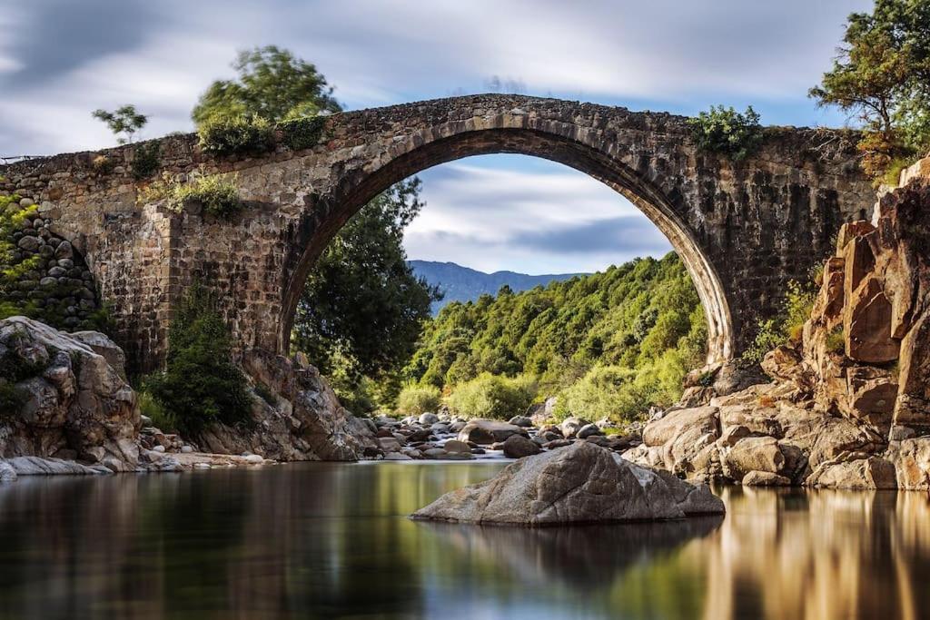 Casa Rural En Candeleda Con Piscina Y Un Maravilloso Jardin Exteriér fotografie