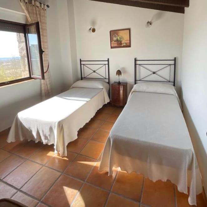 Casa Rural En Candeleda Con Piscina Y Un Maravilloso Jardin Exteriér fotografie