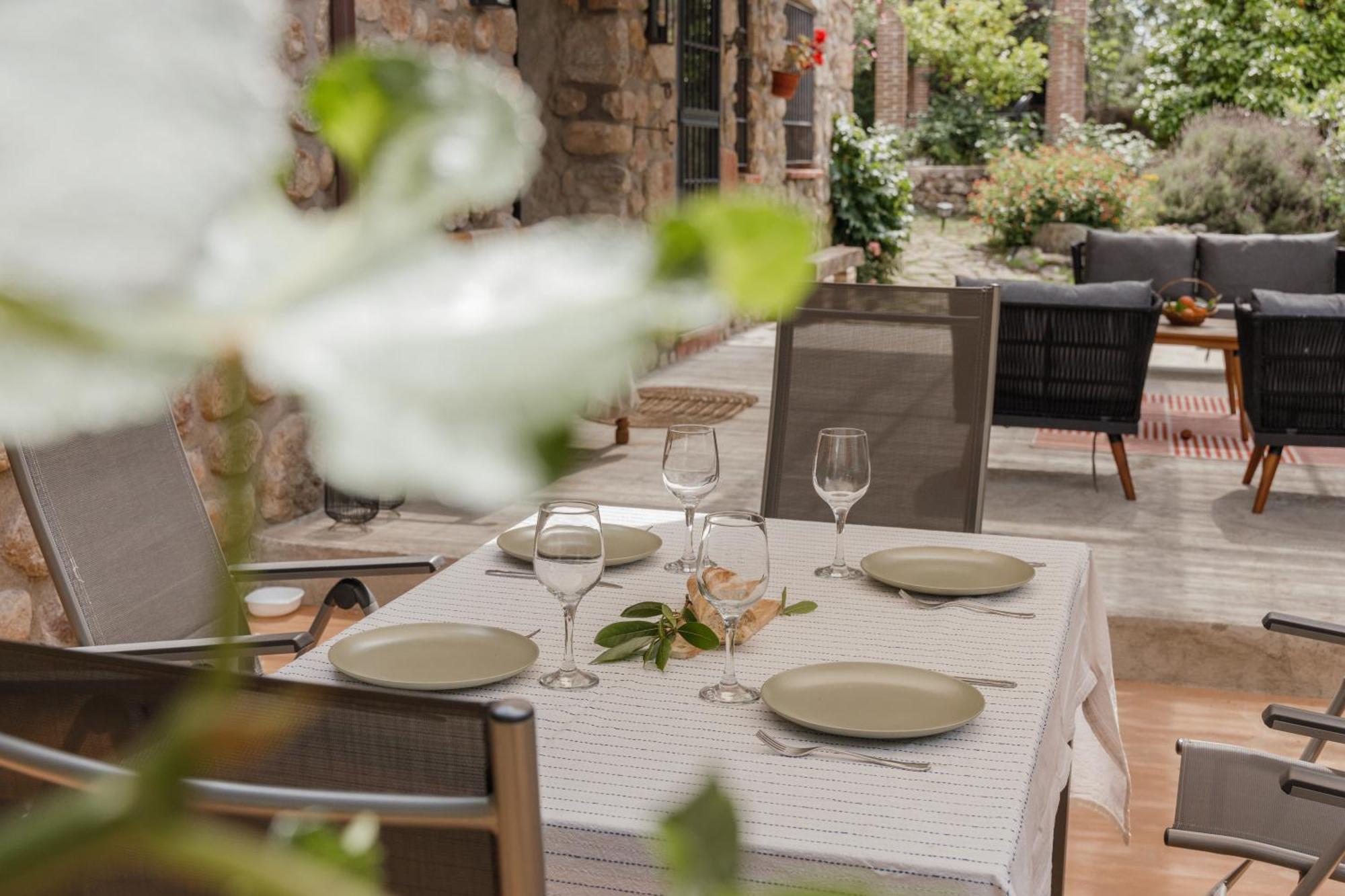 Casa Rural En Candeleda Con Piscina Y Un Maravilloso Jardin Exteriér fotografie